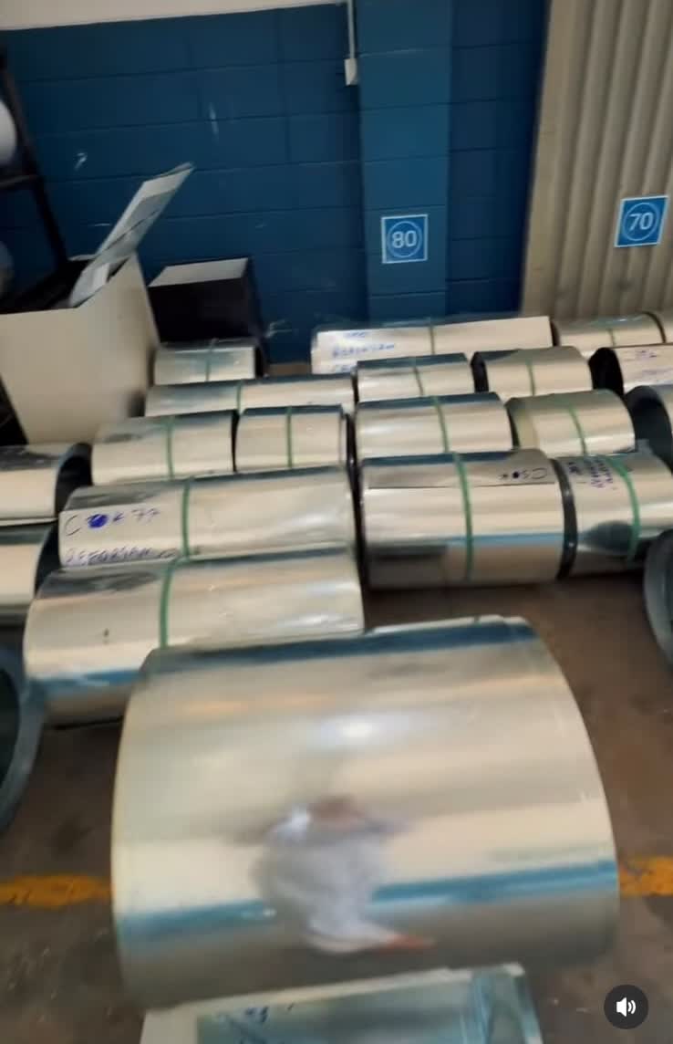 Estoque de bobinas de aço galvanizado para calhas